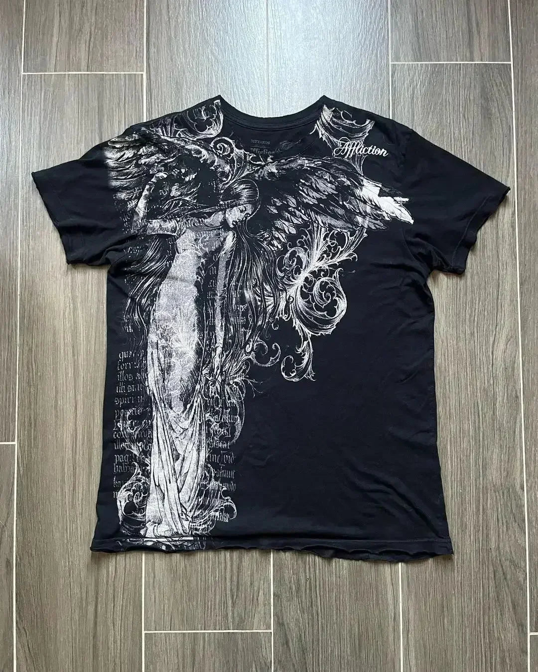 Gothic Skull Long Sleeve Tee
