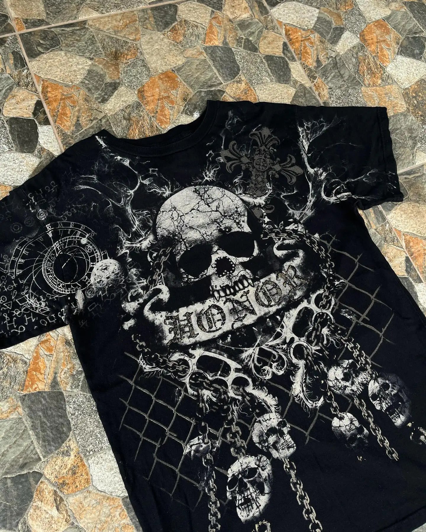 Gothic Skull Long Sleeve Tee