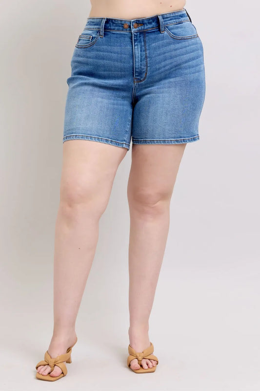 Judy Blue 2-button stretch denim shorts with pockets — Apparel By Junior